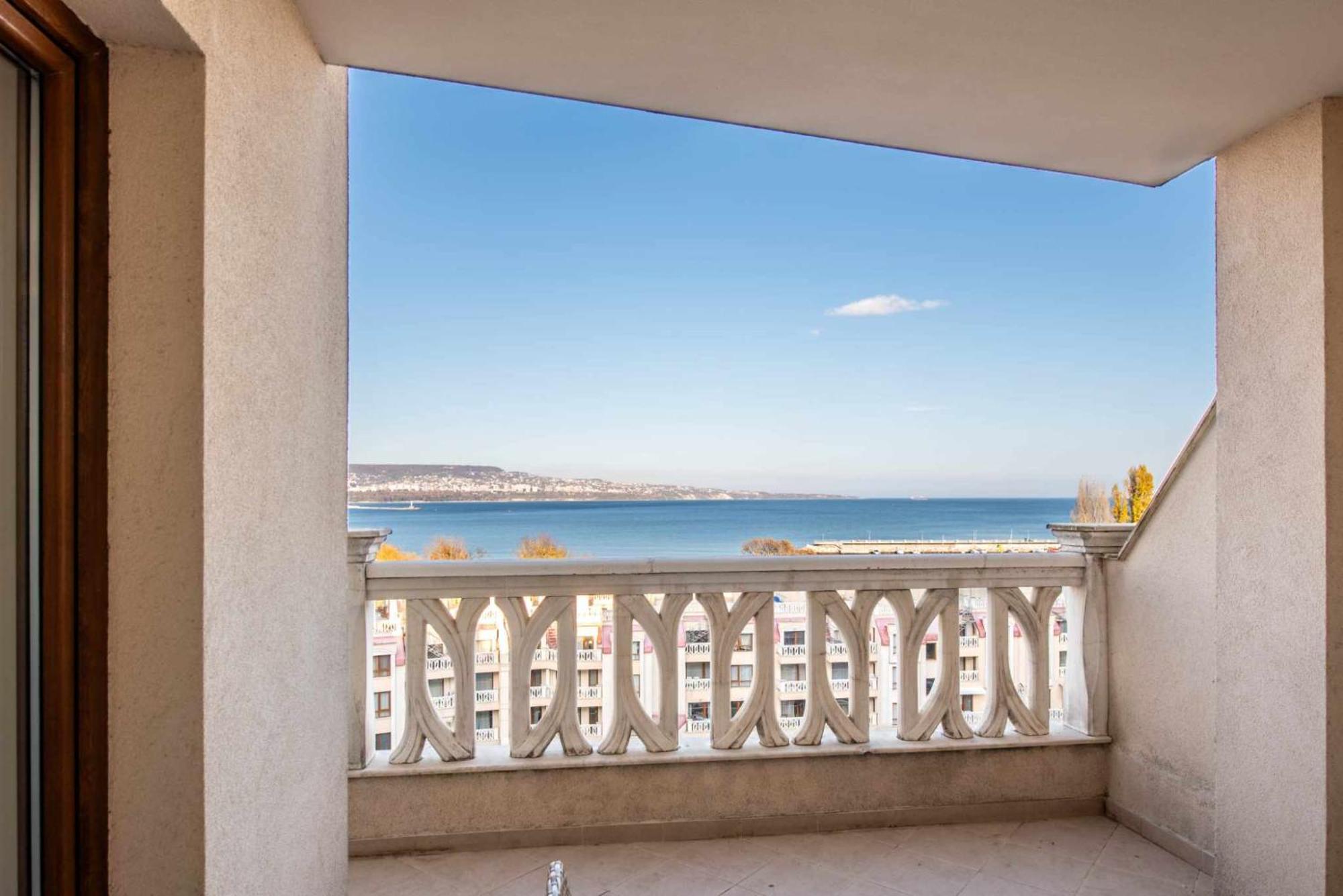 Azur Del Mar Seaview Apartment Varna Exterior photo