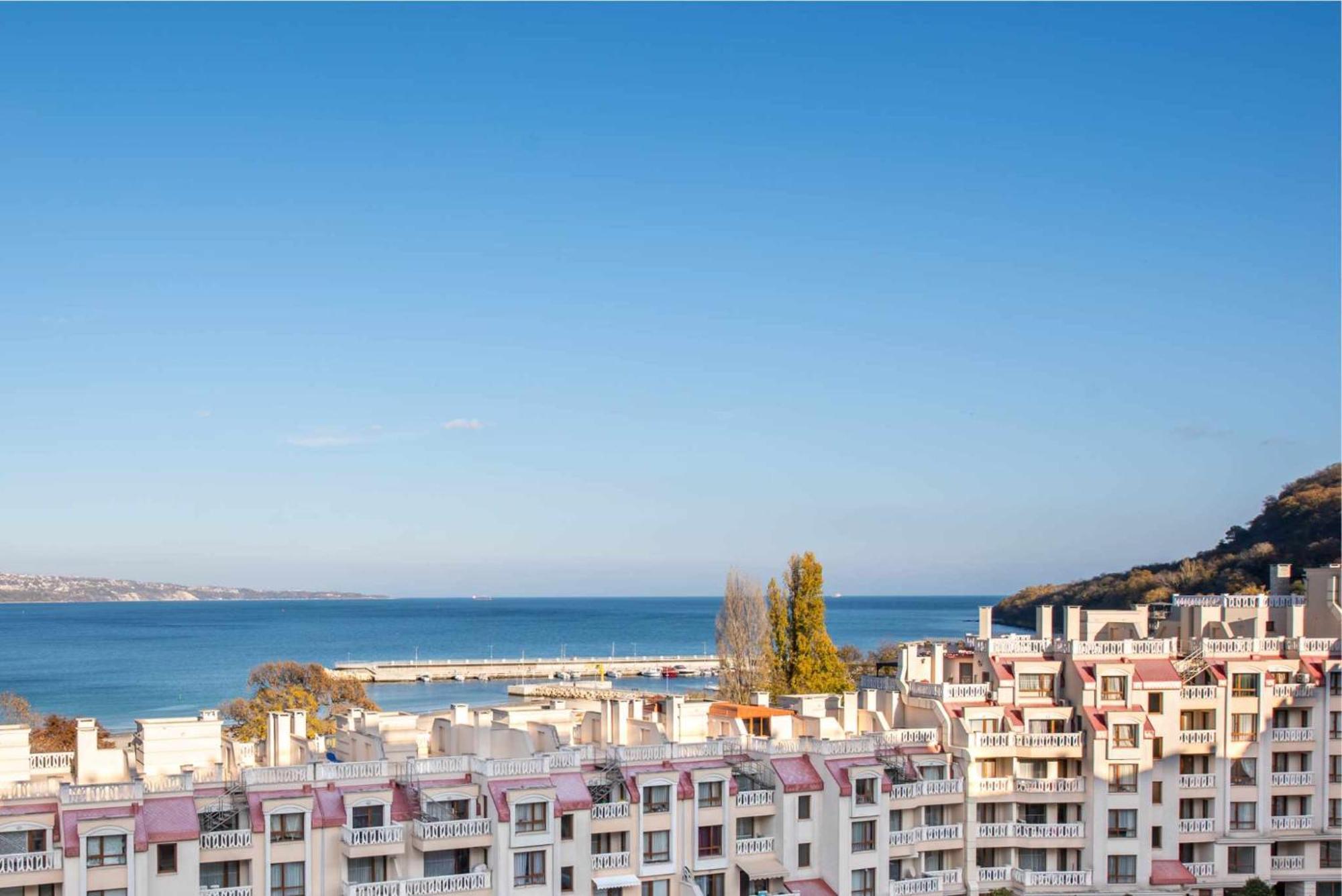 Azur Del Mar Seaview Apartment Varna Exterior photo